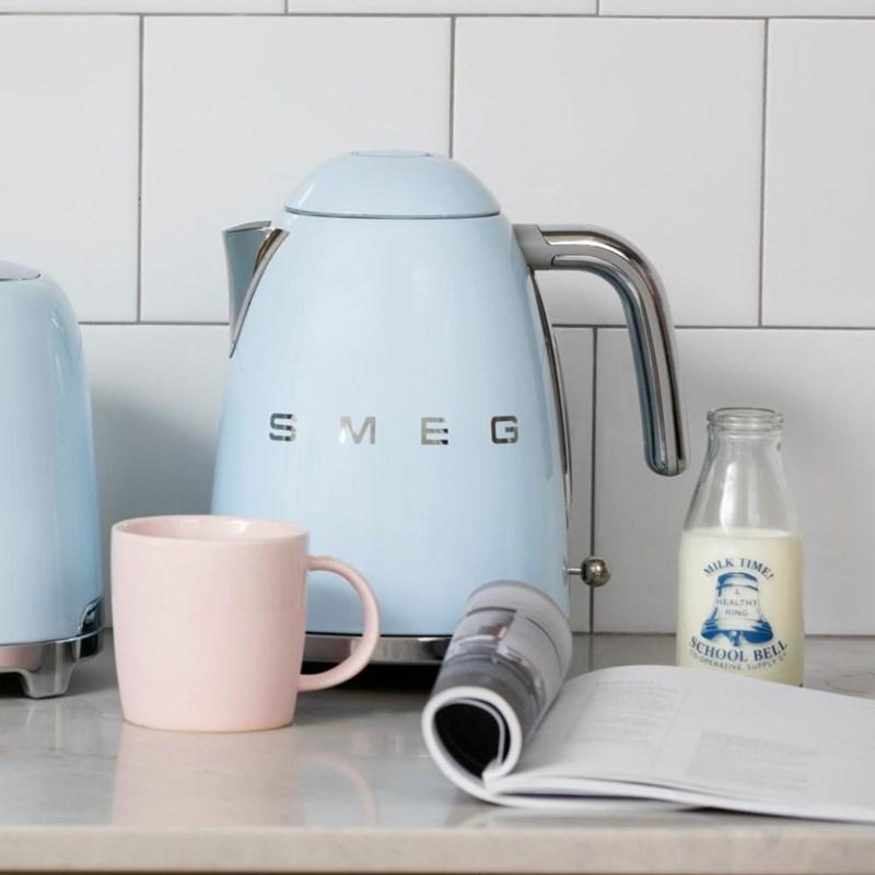 Smeg Electric Kettle KLF03PBUS Appliance Canada