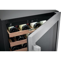 Electrolux 37-48 Bottles EI24WC15VS