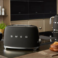 Smeg 2-Slice TSF01BLMUS