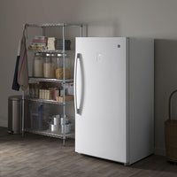 GE Upright FUF17SMRWW