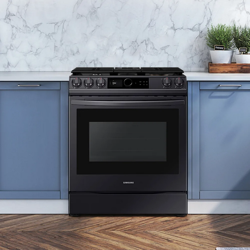 Samsung 30" Gas Slide-In Black Stainless - NX60T8711SG/AA